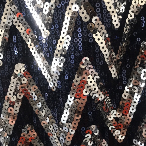 Gorgeous Blue & Silver Sequin 👗 Size: 3 - Picture 6 of 8